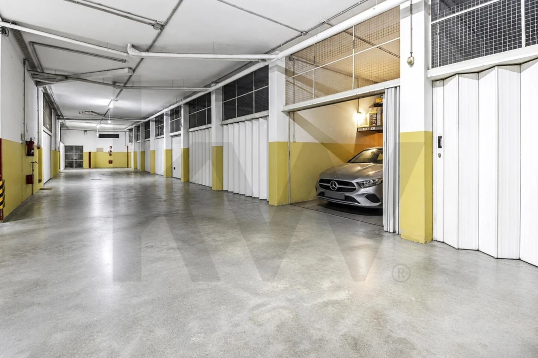 Apartamento T3 para Arrendamento em Gondomar (São Cosme), Valbom e Jovim Foto 39