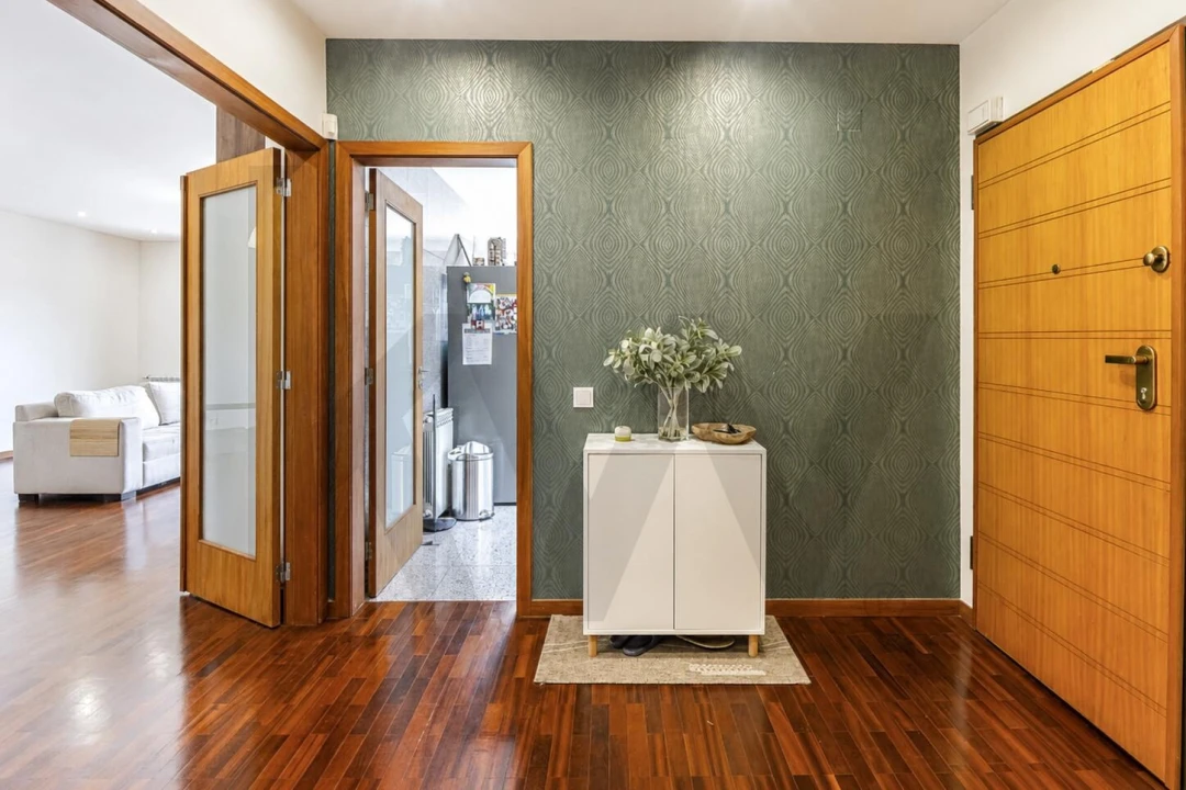 Apartamento T3 para Arrendamento em Gondomar (São Cosme), Valbom e Jovim Foto 7