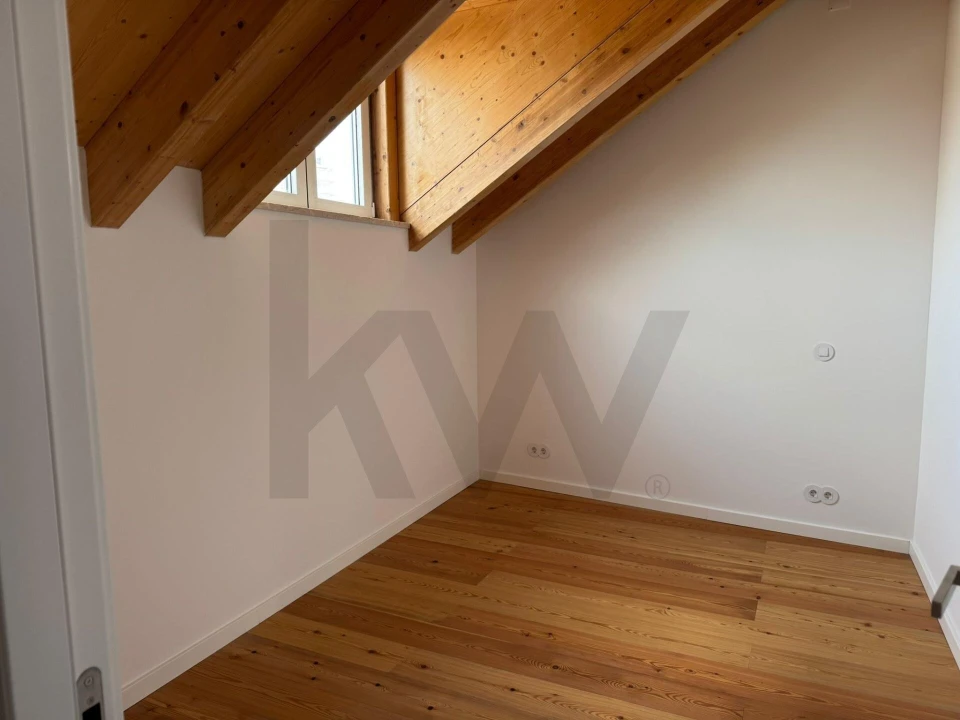 Apartamento T2 para Venda em Santa Maria Maior Foto 3