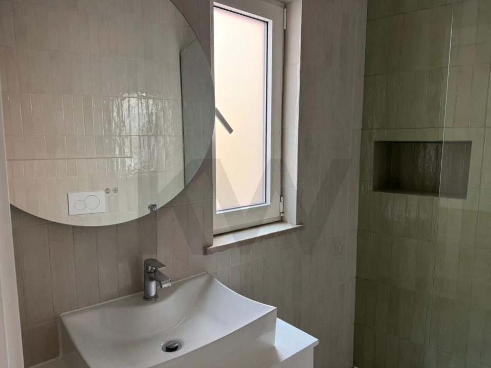 Apartamento T2 para Venda em Santa Maria Maior Foto 9