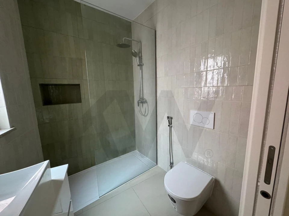 Apartamento T2 para Venda em Santa Maria Maior Foto 6