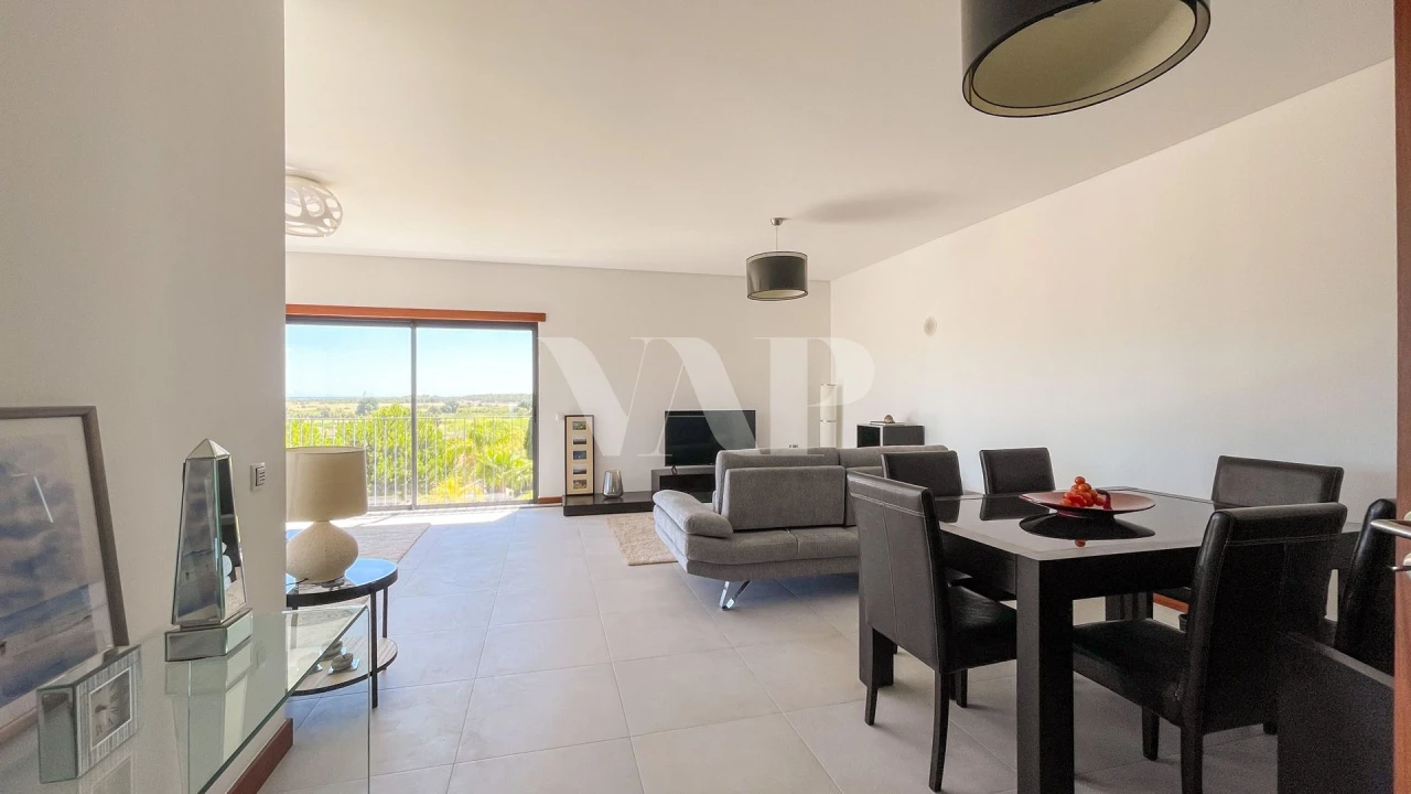 Apartamento T2 para Venda em Quarteira Foto 9