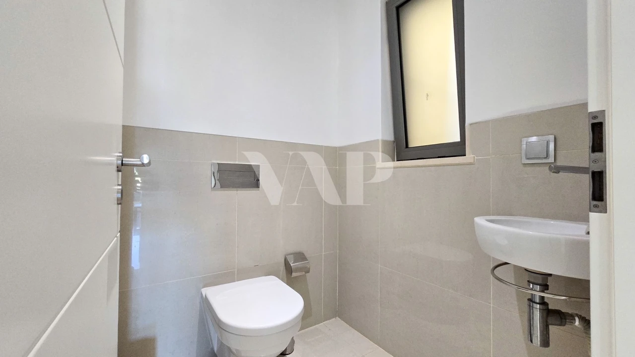 Apartamento T2 para Venda em Quarteira Foto 15