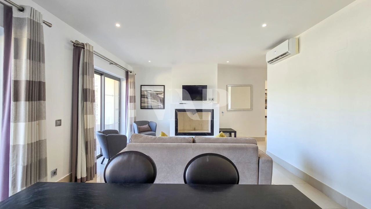 Apartamento T2 para Venda em Quarteira Foto 13