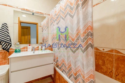 Apartamento T3 para Venda em Lagos (São Sebastião e Santa Maria)