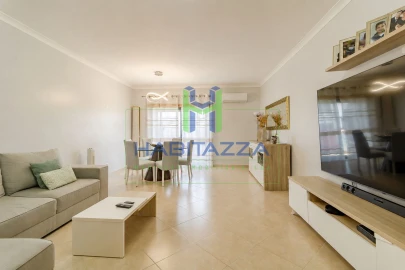 Apartamento T3 para Venda em Lagos (São Sebastião e Santa Maria)