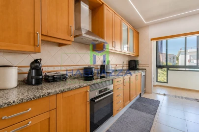 Apartamento T3 para Venda em Lagos (São Sebastião e Santa Maria)