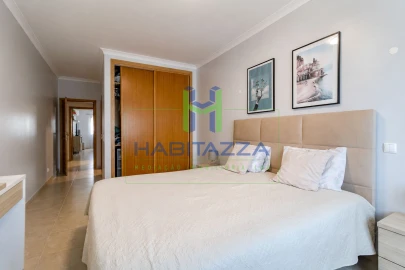 Apartamento T3 para Venda em Lagos (São Sebastião e Santa Maria)