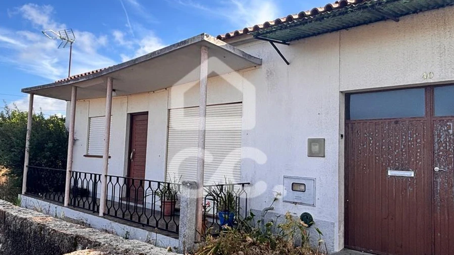 Moradia T3 para Venda em Monte Real e Carvide
