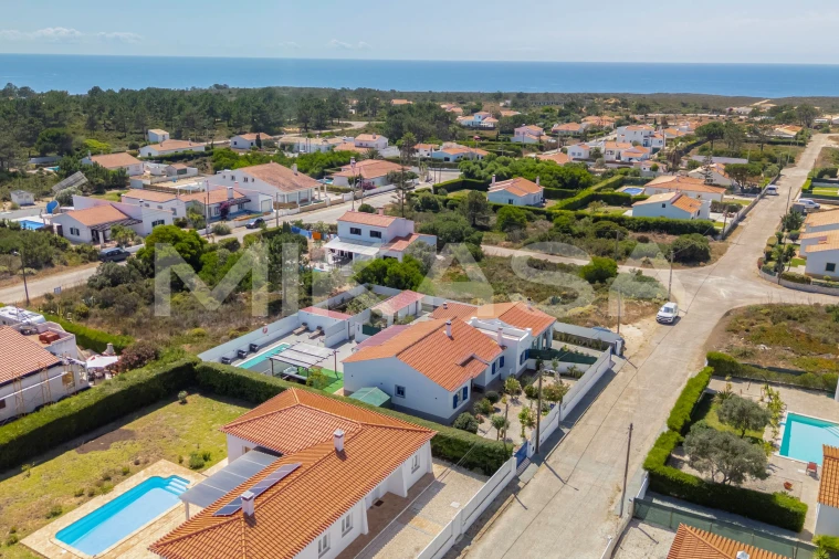 Moradia T2 para Venda em Aljezur Foto 37