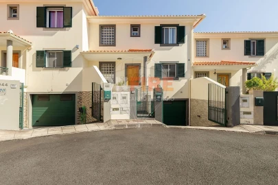 Moradia T3 para Venda em Estreito da Calheta