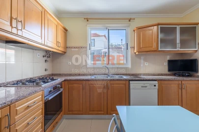 Moradia T3 para Venda em Estreito da Calheta