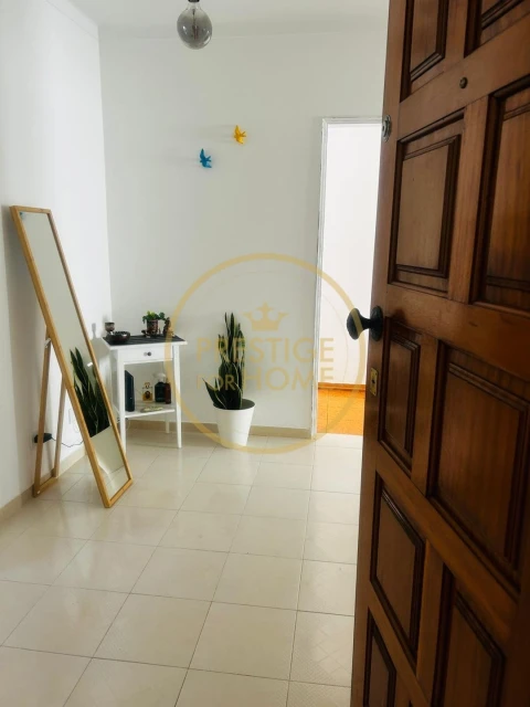 Apartamento T2 para Venda em Loule (São Clemente)