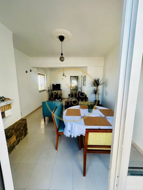 Apartamento T2 para Venda em Loule (São Clemente)