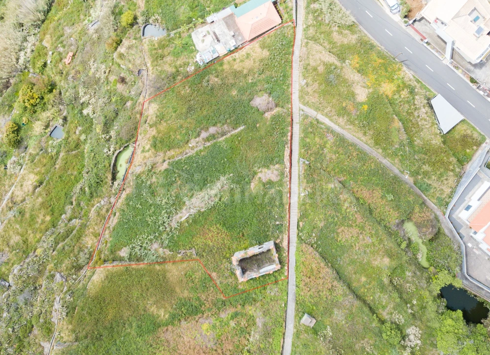 Moradia T2 para Venda em Ribeira Brava Foto 5