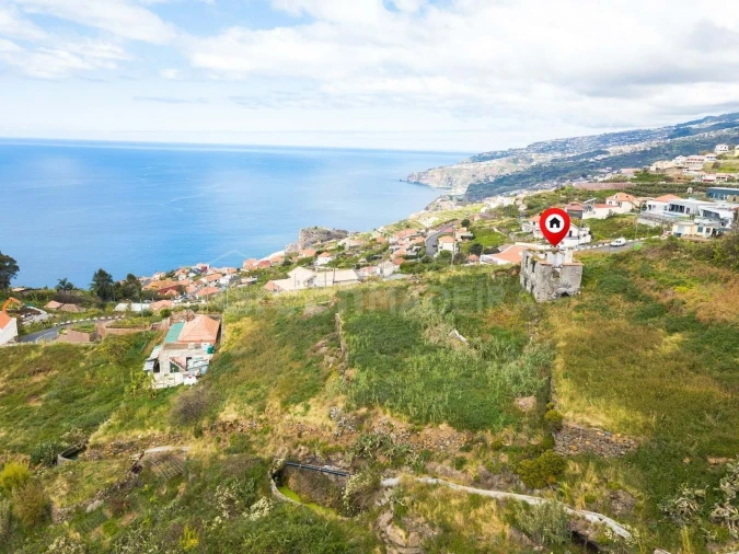 Moradia T2 para Venda em Ribeira Brava Foto 2