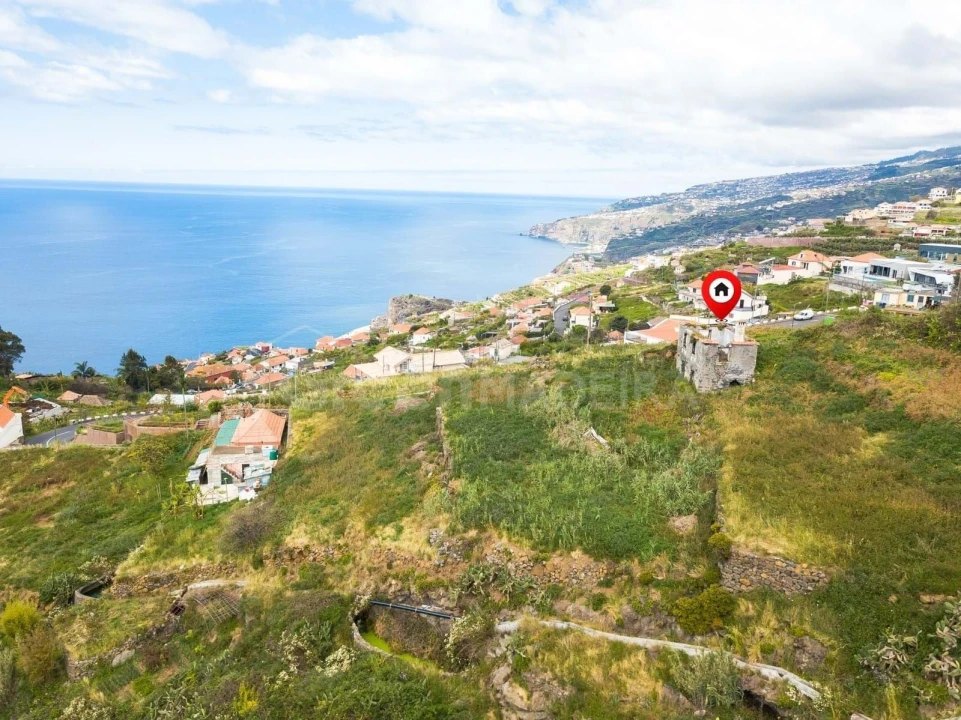 Moradia T2 para Venda em Ribeira Brava Foto 2