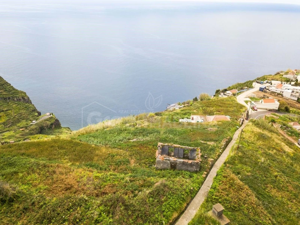 Moradia T2 para Venda em Ribeira Brava Foto 10