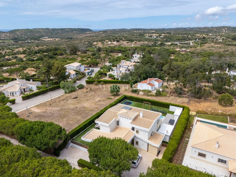 Moradia T4 para Venda em Barão de São Miguel Foto 57