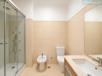 Apartamento T2 para Venda em Benfica