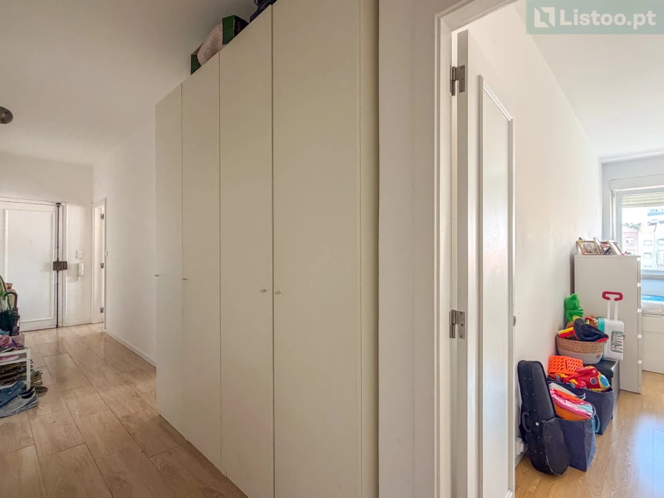 Apartamento T2 para Venda em Benfica Foto 13