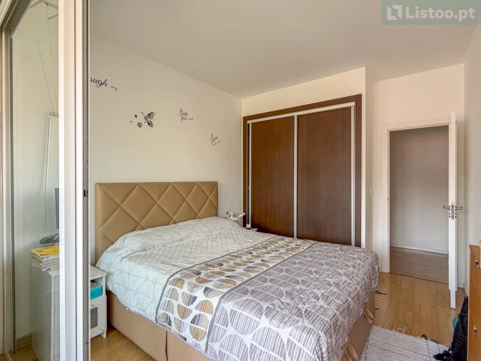 Apartamento T2 para Venda em Benfica Foto 9