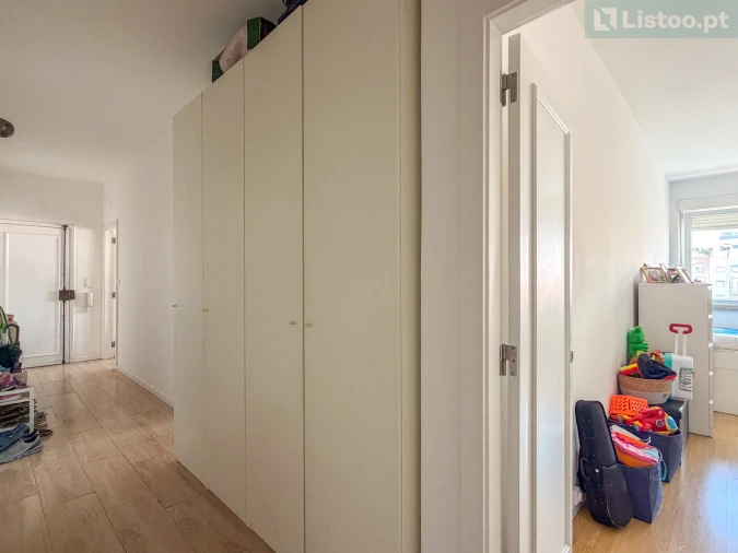 Apartamento T2 para Venda em Benfica Foto 13