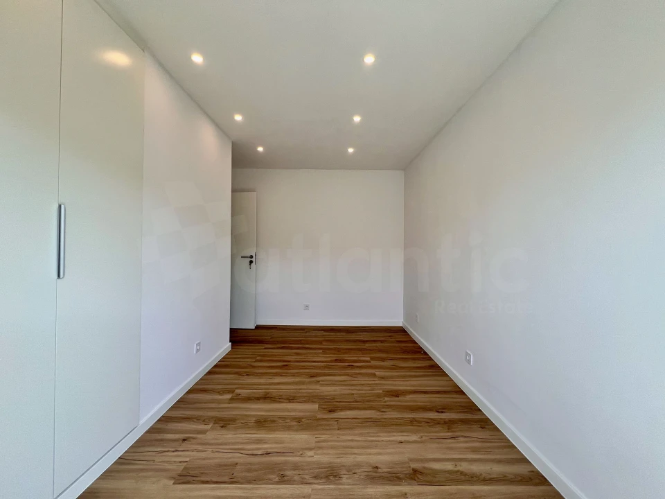 Apartamento T2 para Venda em Águas Livres Foto 19
