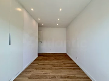 Apartamento T2 para Venda em Águas Livres
