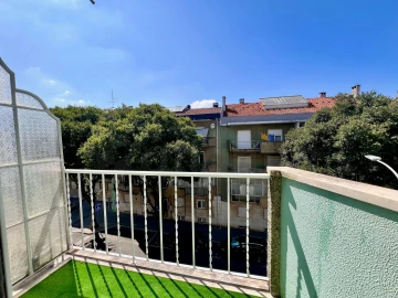Apartamento T2 para Venda em Águas Livres