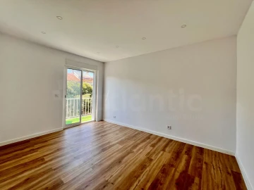 Apartamento T2 para Venda em Águas Livres