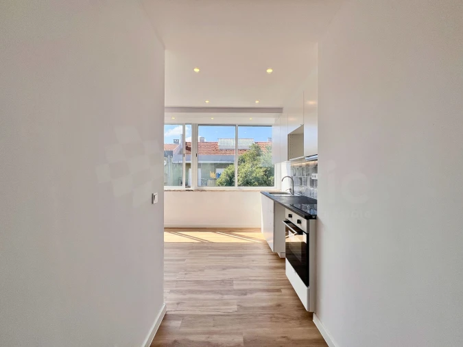 Apartamento T2 para Venda em Águas Livres Foto 3