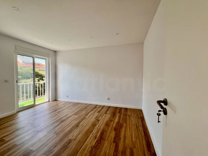 Apartamento T2 para Venda em Águas Livres Foto 8