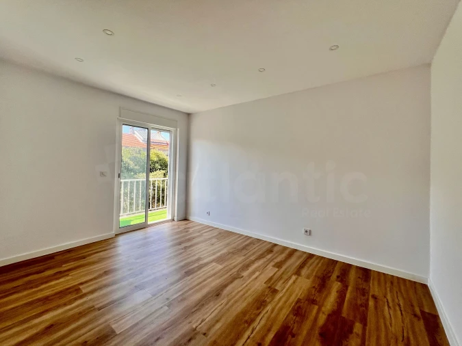 Apartamento T2 para Venda em Águas Livres Foto 9