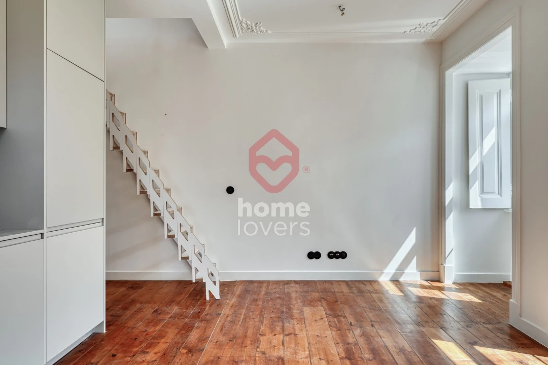 Apartamento T1 para Venda em Santa Maria Maior Foto 4