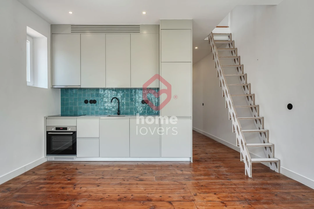 Apartamento T1 para Venda em Santa Maria Maior Foto 3