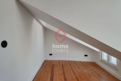 Apartamento T1 para Venda em Santa Maria Maior