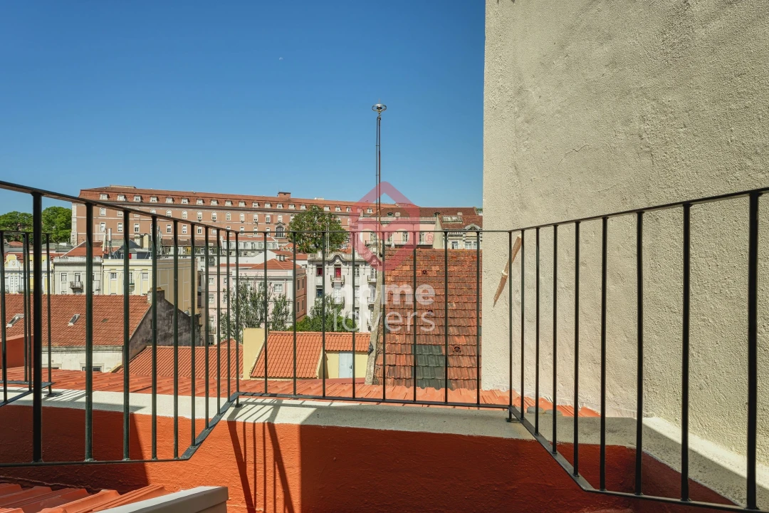 Apartamento T1 para Venda em Santa Maria Maior Foto 23