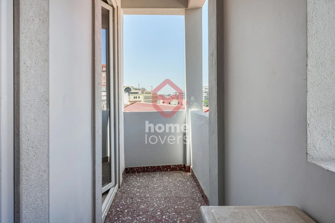 Apartamento T1 para Venda em Santa Maria Maior Foto 13