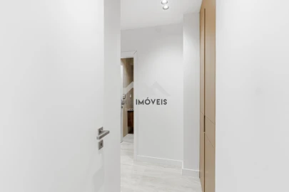 Apartamento T4 para Venda em Paranhos