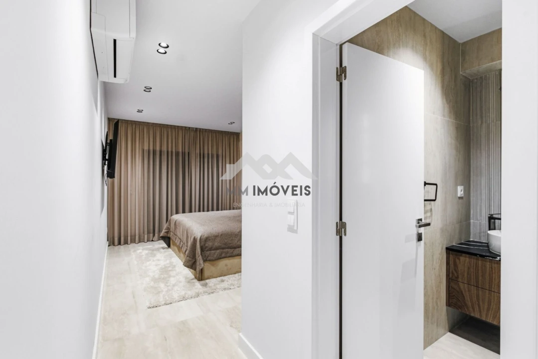 Apartamento T4 para Venda em Paranhos Foto 10