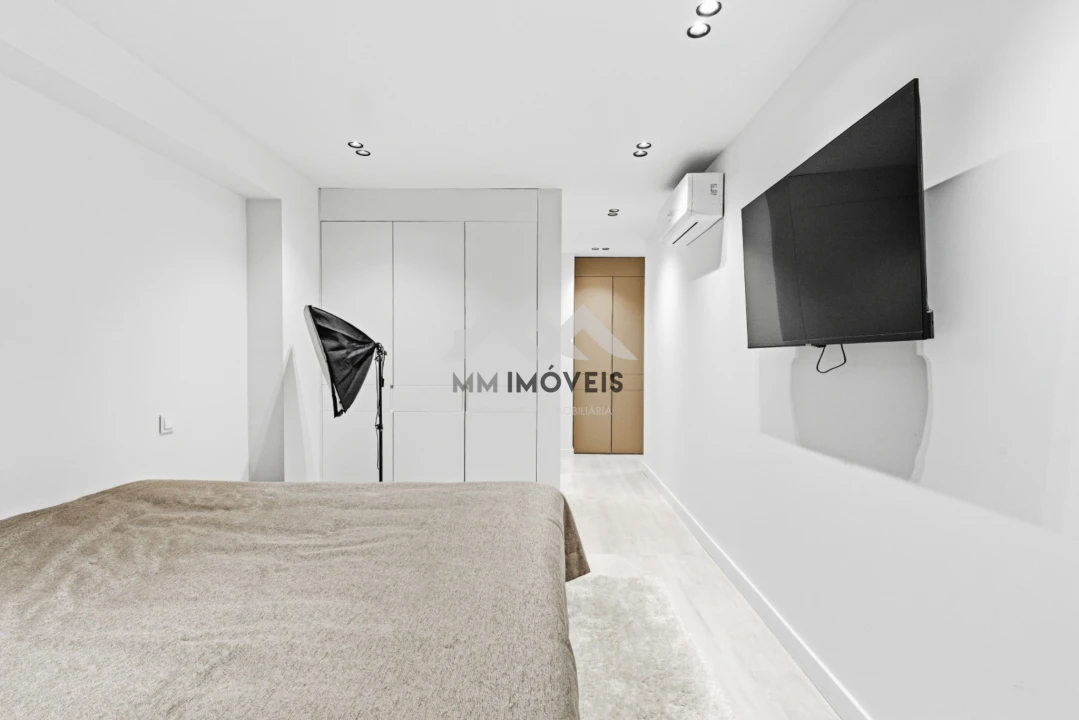 Apartamento T4 para Venda em Paranhos Foto 7