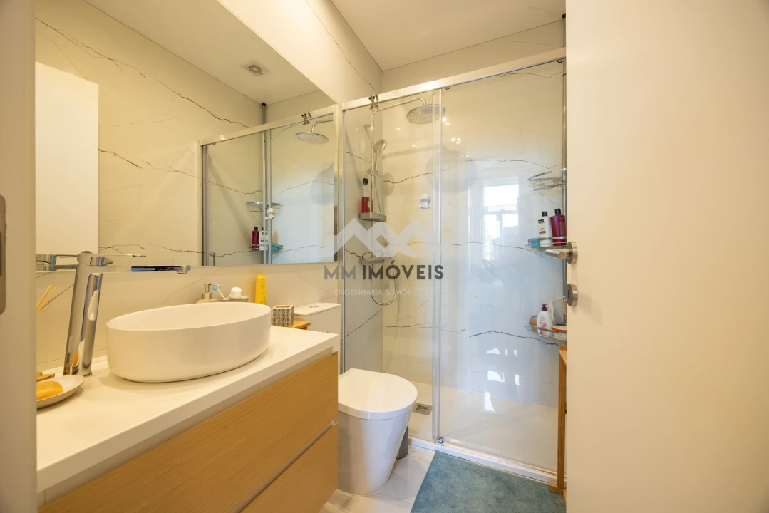 Apartamento T2 para Venda em Campanhã Foto 8