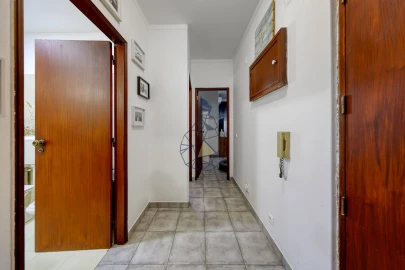Apartamento T2 para Venda em Lagoa e Carvoeiro