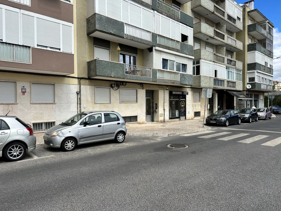 Apartamento T1 para Venda em Águas Livres Foto 13