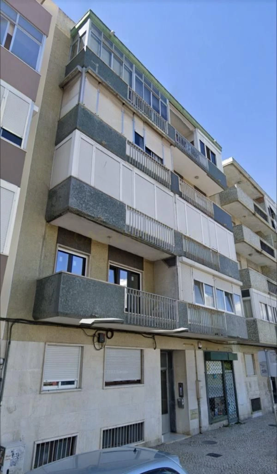Apartamento T1 para Venda em Águas Livres Foto 16