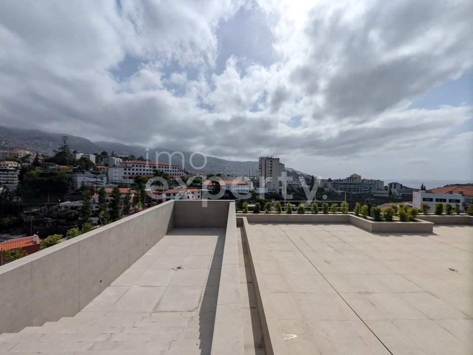 Apartamento T2 para Venda em São Martinho Foto 3