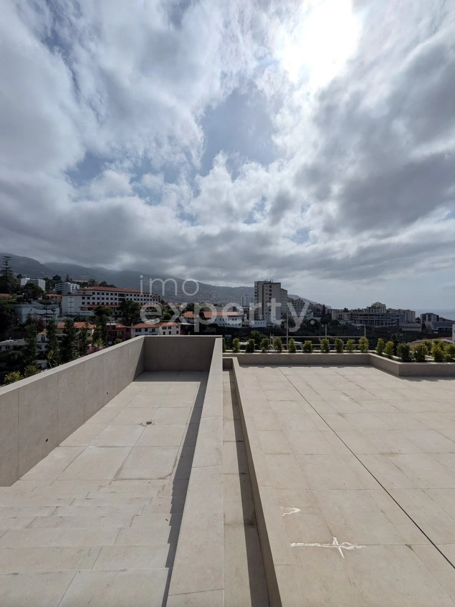 Apartamento T3 para Venda em São Martinho Foto 27