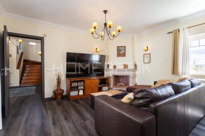 Moradia T4 para Venda em Carvoeira