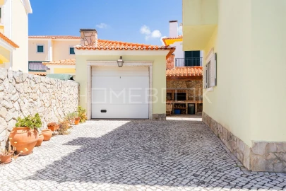 Moradia T4 para Venda em Carvoeira